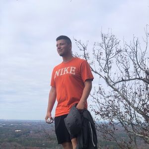 Meet your Posher, Gustavo